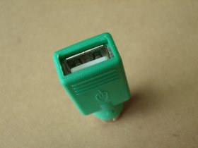 USBとPS2変換コネクター
